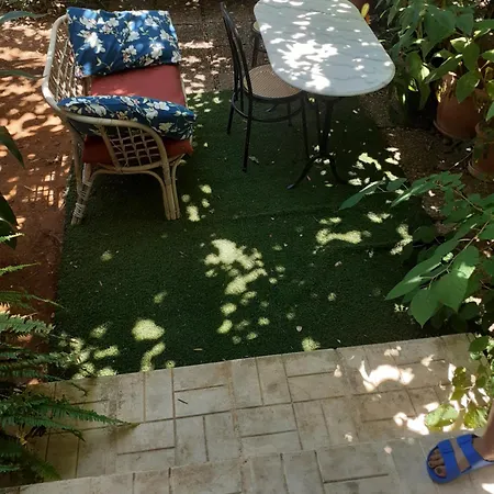 Tzil Apartmán